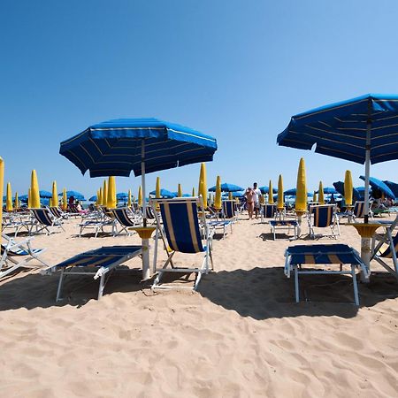 Hotel Kennedy Lido di Jesolo Luaran gambar